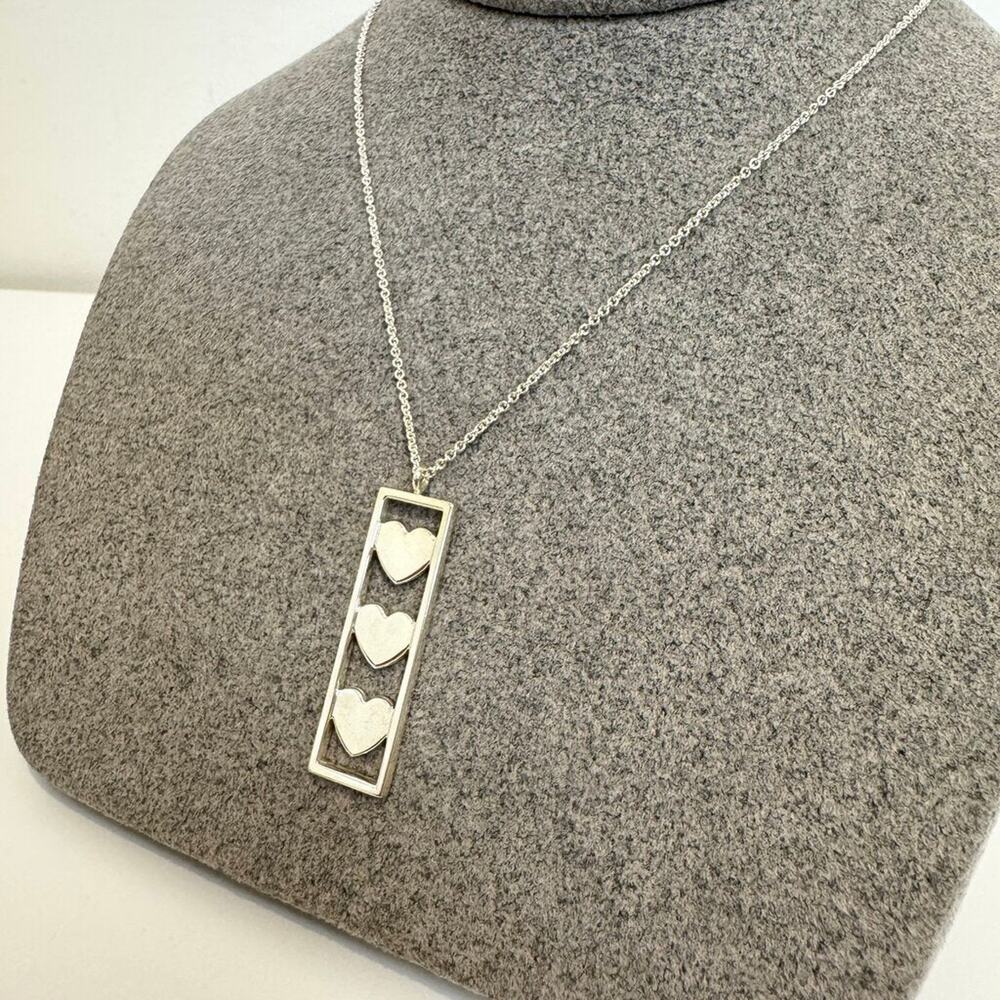 TIFFANY & CO. Sterling Silver Triple Heart Bar Pendant Necklace 925 Rectangle